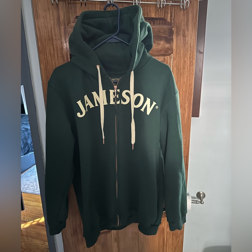 Men’s XL Jameson hoodie